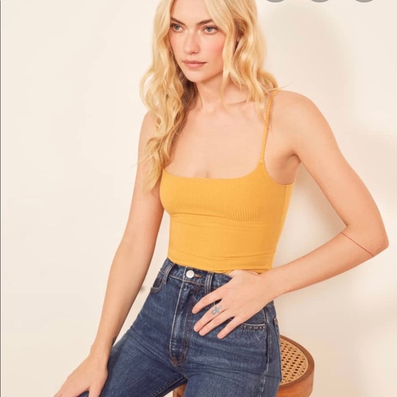 Reformation Tops - NWT Reformation Carrie Top In Ochre